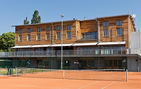 Hotel, Mníšek pod Brdy